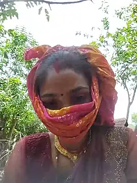 Snapshot of Seenu---Thakur chatting on 06/03/26, 07:33 Seenu---Thakur online show from 06/03/26, 07:33