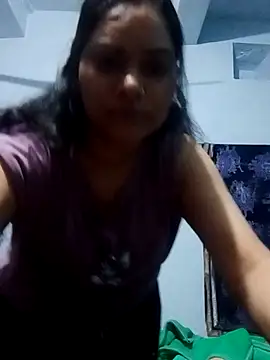 Snapshot of Anushka_Singh0 chatting on 02/18/26, 03:52 Anushka Singh0 online show from 02/18/26, 03:52