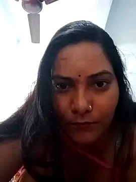 Snapshot of Anushka_Singh0 chatting on 03/13/26, 06:09 Anushka Singh0 online show from 03/13/26, 06:09