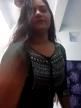 Snapshot of Anushka_Singh0 chatting on 03/19/26, 09:57 Anushka Singh0 online show from 03/19/26, 09:57
