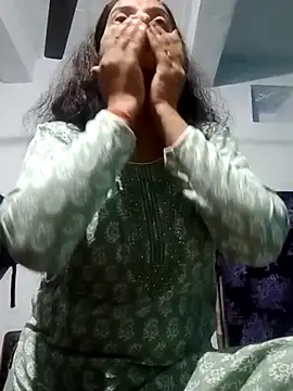Snapshot of Anushka_Singh0 chatting on 03/21/26, 08:08 Anushka Singh0 online show from 03/21/26, 08:08