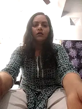 Snapshot of Anushka_Singh0 chatting on 03/27/26, 07:25 Anushka Singh0 online show from 03/27/26, 07:25