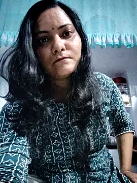 Snapshot of Anushka_Singh0 chatting on 03/29/26, 05:24 Anushka Singh0 online show from 03/29/26, 05:24