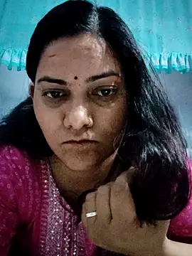 Snapshot of Anushka_Singh0 chatting on 03/31/26, 05:35 Anushka Singh0 online show from 03/31/26, 05:35