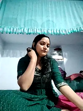 Snapshot of Anushka_Singh0 chatting on 04/03/26, 04:16 Anushka Singh0 online show from 04/03/26, 04:16