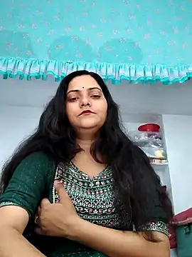 Snapshot of Anushka_Singh0 chatting on 04/04/26, 08:01 Anushka Singh0 online show from 04/04/26, 08:01