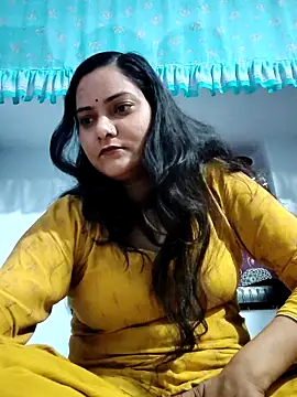 Snapshot of Anushka_Singh0 chatting on 04/11/26, 04:55 Anushka Singh0 online show from 04/11/26, 04:55