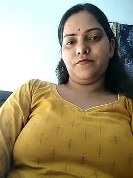 Snapshot of Anushka_Singh0 chatting on 04/28/26, 11:26 Anushka Singh0 online show from 04/28/26, 11:26