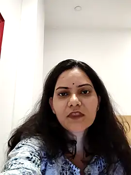 Snapshot of Anushka_Singh0 chatting on 06/05/26, 03:02 Anushka Singh0 online show from 06/05/26, 03:02