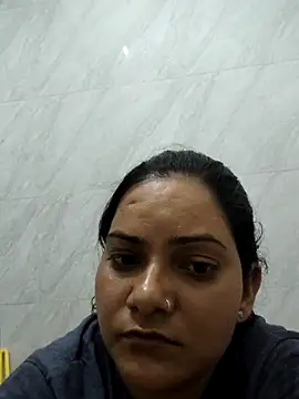 Anushka Singh0 online show from 07/16/26, 04:24