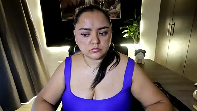 AzaraOnyx online show from 07/27/26, 03:08