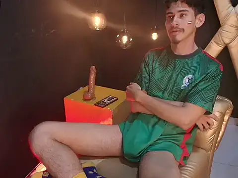 skinny jean  online show from 06/13/26, 04:43