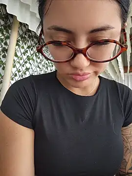 Snapshot of Roma_xxx chatting on 04/19/26, 08:44 Roma xxx online show from 04/19/26, 08:44