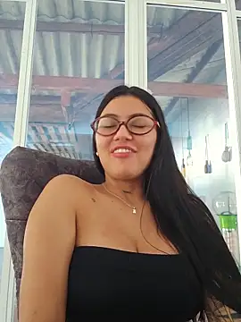 Snapshot of Roma_xxx chatting on 05/15/26, 09:11 Roma xxx online show from 05/15/26, 09:11