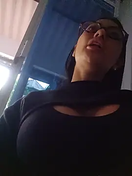 Snapshot of Roma_xxx chatting on 05/16/26, 09:13 Roma xxx online show from 05/16/26, 09:13