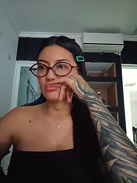Snapshot of Roma_xxx chatting on 06/08/26, 08:09 Roma xxx online show from 06/08/26, 08:09