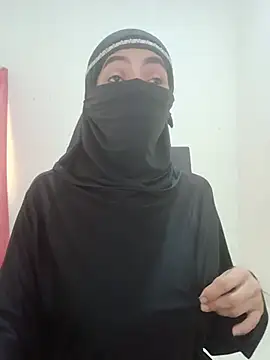 aminaa  online show from 07/26/26, 06:04