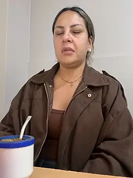 leona-david online show from 07/30/26, 12:04