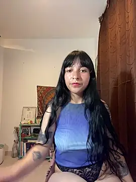 Snapshot of Abril_Thompson221 chatting on 03/17/26, 12:37 Abril Thompson221 online show from 03/17/26, 12:37