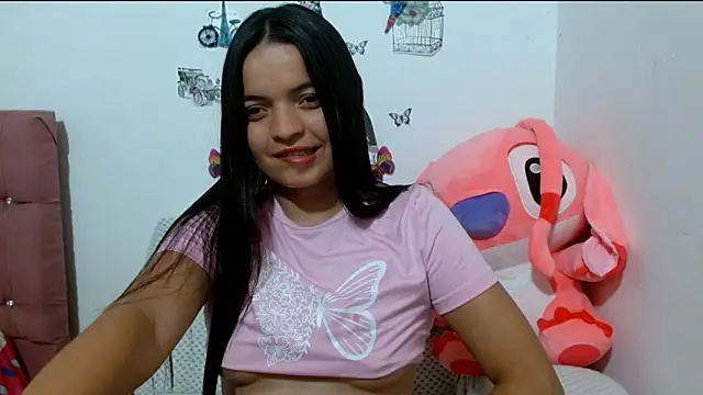 Snapshot of sweett_2026 chatting on 05/17/26, 11:34 sweett 2026 online show from 05/17/26, 11:34