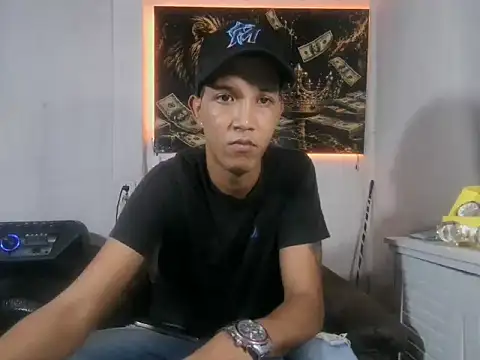 Snapshot of badboy_master chatting on 06/09/26, 08:42 badboy master online show from 06/09/26, 08:42