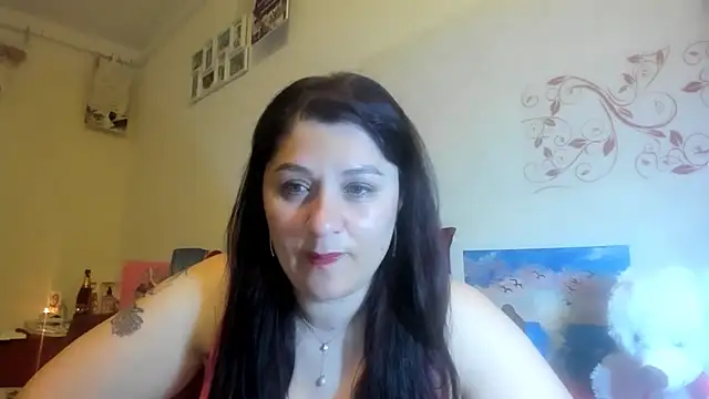 Snapshot of EVELYNA88 chatting on 03/26/26, 07:30 EVELYNA88 online show from 03/26/26, 07:30