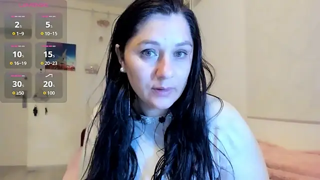Snapshot of EVELYNA88 chatting on 05/16/26, 05:34 EVELYNA88 online show from 05/16/26, 05:34