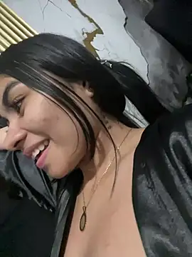 Snapshot of eimmy__skinny chatting on 03/16/26, 05:44 eimmy skinny online show from 03/16/26, 05:44