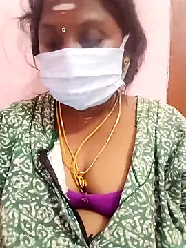 Snapshot of tamilkaviya431 chatting on 03/03/26, 05:08 tamilkaviya431 online show from 03/03/26, 05:08