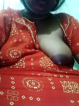 Snapshot of tamilkaviya431 chatting on 03/11/26, 01:55 tamilkaviya431 online show from 03/11/26, 01:55