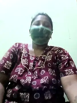 Snapshot of tamilkaviya431 chatting on 04/13/26, 11:32 tamilkaviya431 online show from 04/13/26, 11:32