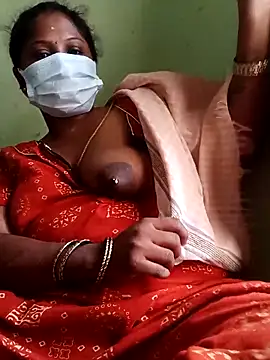 Snapshot of tamilkaviya431 chatting on 05/04/26, 01:56 tamilkaviya431 online show from 05/04/26, 01:56