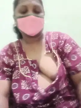 Snapshot of tamilkaviya431 chatting on 06/03/26, 12:02 tamilkaviya431 online show from 06/03/26, 12:02