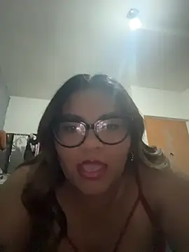 Snapshot of ludmila_x chatting on 05/05/26, 03:36 ludmila x online show from 05/05/26, 03:36