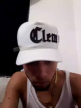 Snapshot of Jhon_malo chatting on 05/24/26, 02:38 Jhon malo online show from 05/24/26, 02:38