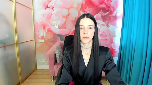 Snapshot of NoirDiva chatting on 04/15/26, 05:58 NoirDiva online show from 04/15/26, 05:58