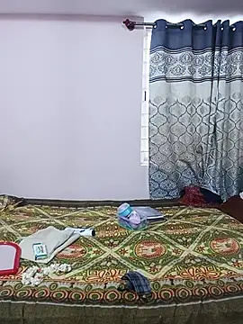 Kannadasexywifes online show from 07/10/26, 07:12