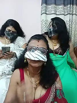 Kannadasexywifes online show from 07/11/26, 07:22