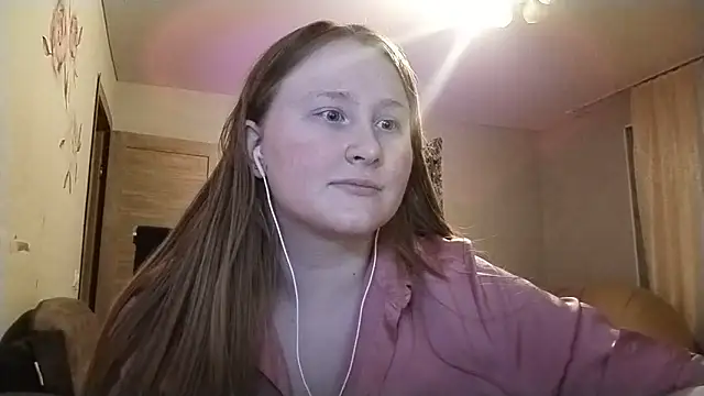 Snapshot of AnikaLipps chatting on 04/07/26, 02:23 AnikaLipps online show from 04/07/26, 02:23