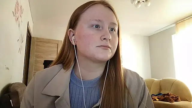 Snapshot of AnikaLipps chatting on 04/13/26, 07:47 AnikaLipps online show from 04/13/26, 07:47