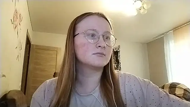 Snapshot of AnikaLipps chatting on 05/20/26, 04:40 AnikaLipps online show from 05/20/26, 04:40