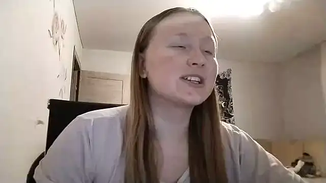 Snapshot of AnikaLipps chatting on 06/10/26, 12:33 AnikaLipps online show from 06/10/26, 12:33