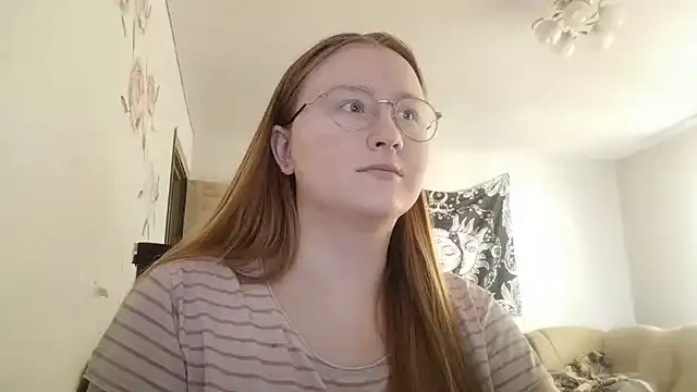AnikaLipps online show from 06/26/26, 11:03