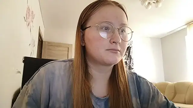 AnikaLipps online show from 06/27/26, 12:22