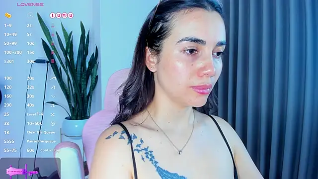 Snapshot of sara_ospina22 chatting on 06/27/26, 12:55 sara ospina22 online show from 06/27/26, 12:55