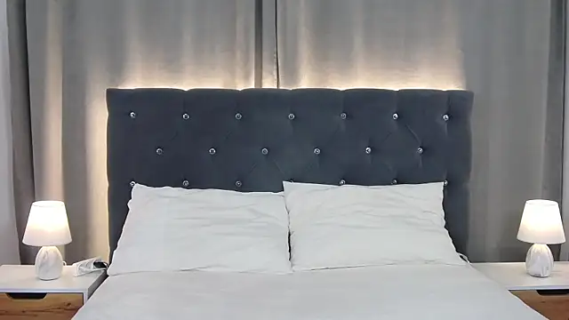 VikkyVonn online show from 06/22/26, 10:34