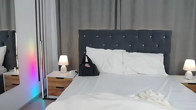VikkyVonn online show from 06/24/26, 10:36