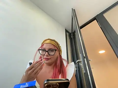 FoxyValentine online show from 07/28/26, 03:21