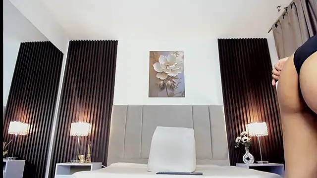Snapshot of _MiLa_Dyva chatting on 04/30/26, 04:57 MiLa Dyva online show from 04/30/26, 04:57