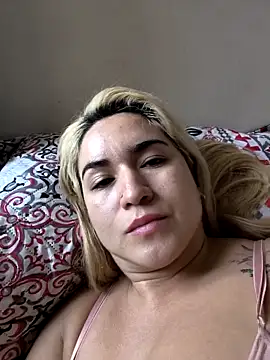 Snapshot of violet-grey chatting on 03/14/26, 04:12 violet-grey online show from 03/14/26, 04:12